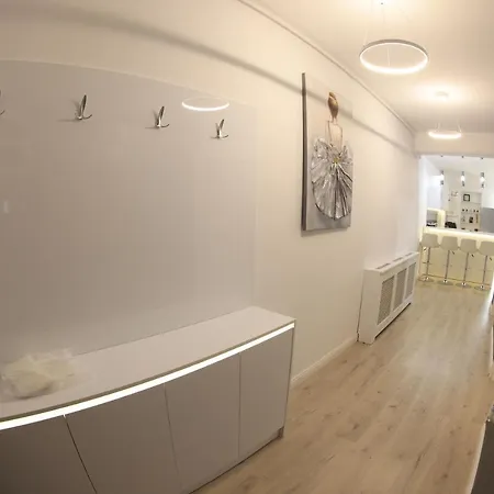 Nicho 2 Bucurestii Noi Apartment *