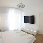 Nicho 2 Bucurestii Noi