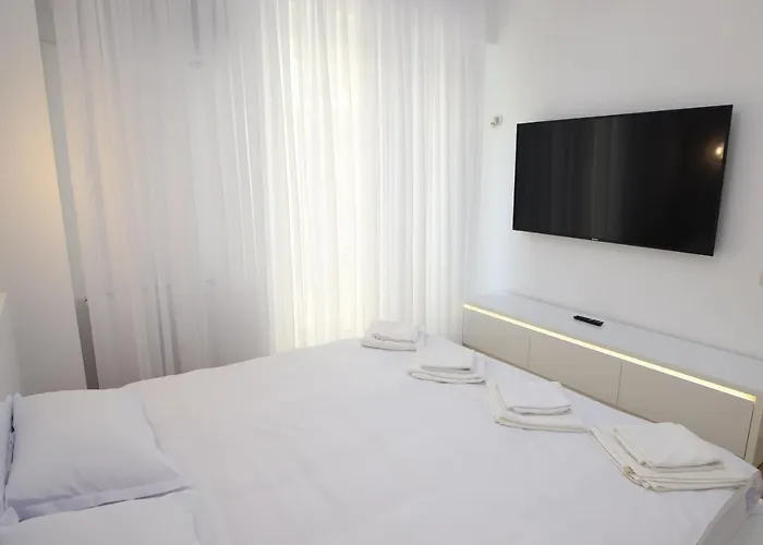 Nicho 2 Bucurestii Noi Appartement *